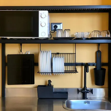 ゲストハウス Domustyche 4*