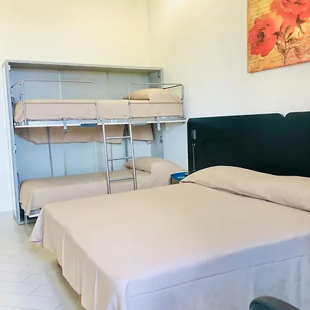 Domustyche ローマ